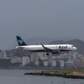 Azul vai deixar de fazer voos em 13 cidades e mais de 50 rotas imagem
