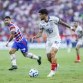 Bahia melhora com Cauly como falso 9 e vira opção ofensiva para Ceni imagem