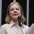 Bolsonaro no STF: ministra de Lula comemora julgamento imagem