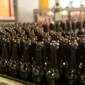 Cervejaria abre concurso para vagas com salários de até R$ 9 mil imagem