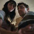 Cinema vai dar ingresso de graça para quem chegar amarrado a outra pessoa imagem