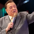 Com infecção e sem previsão de alta, Raul Gil preocupa fãs imagem