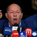 Deputado pede Forças Armadas e cita golpe de 64 ao defender Bolsonaro imagem
