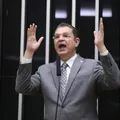 Deputados se dividem sobre reação à taxação dos EUA imagem