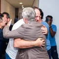 Encontro de peso! Rogério Ceni e Ancelotti surgem juntos antes de Bahia x Santos imagem