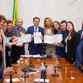 Escala 6x1: redução da jornada de trabalho avança no Congresso imagem