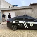 Funcionária é investigada por furtar R$ 33 mil de clientes em loja imagem