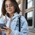 Geração Z abandona o feed e muda as regras do Instagram imagem