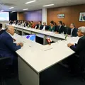 Governador reúne prefeitos de Itaparica e Vera Cruz e apresenta detalhes sobre ponte imagem