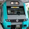 Homem é atropelado por trem após se desequilibrar e cair no trilho imagem