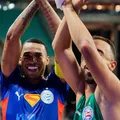 Jean Lucas e Caio Alexandre comemoram goleada do Bahia; assista imagem