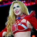 Joelma arranca microfone de fã após crítica e é detonada: “Horrível” imagem
