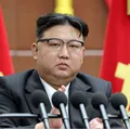 Kim Jong Un promete vencer EUA na comemoração da Guerra da Coreia imagem