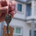 Leilão de imóveis do Santander tem casa por R$ 48 mil; veja como participar imagem