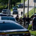Mãe e filha são assassinadas em ataque à igreja nos EUA imagem