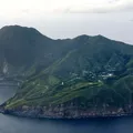 Mais de 1.800 terremotos atingem ilha japonesa em três semanas imagem