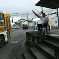 Mobilidade antirracista expõe desigualdades no transporte público de Salvador imagem