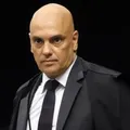 Moraes dispara contra Bolsonaro: “Justiça é cega, mas não é tola” imagem