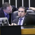 Motta desmente acordo para pautar anistia e líder do PL se desculpa imagem