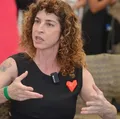 Na Flipelô, Rosane Svartman reforça: "Telenovela ainda move o Brasil" imagem