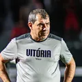 Rodada favorece o Vitória, que pode sair do Z-4 contra o Flamengo imagem