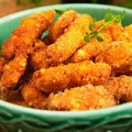 Sem farinha: frango empanado sem glúten é feito de forma rápida imagem