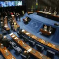 Senado aprova PL da Adultização para proteger crianças em ambientes digitais imagem