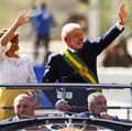 Sob lema "Brasil Soberano", Lula abre desfile do 7 de Setembro imagem