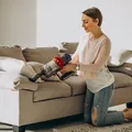 Sofá limpo: os cuidados para proteger sua família da sujeira invisível imagem