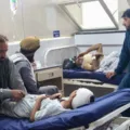 Terremoto de magnitude 6,0 deixa mais de 800 pessoas mortas imagem
