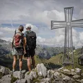 'Tinder das montanhas' une casais e viraliza na Suíça imagem