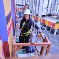 Yacunã Tuxá assina maior arte vertical de Salvador em homenagem às mulheres indígenas imagem