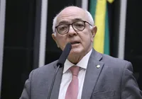 Aleluia lança candidatura ao governo e pode criar 'racha' na direita imagem