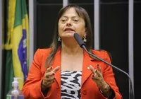 Alice Portugal sobre indiciamento de Bolsonaro: “Justiça está sendo feita” imagem