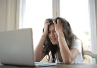 Burnout: conheça 5 maneiras de evitar a síndrome e cuidar da saúde imagem