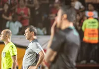Carille adota cautela, mas crê em futuro promissor na base do Vitória