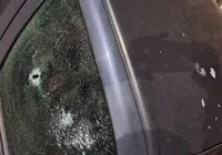 Carro de professor é alvejado após denúncia de abuso contra alunos