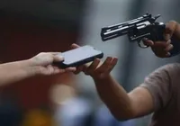 Celular furtado pode virar porta de entrada para golpes; veja como se proteger imagem