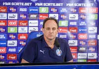 Ceni se irrita com chances perdidas e admite dificuldade do Bahia imagem