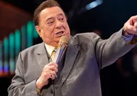 Com infecção e sem previsão de alta, Raul Gil preocupa fãs imagem