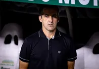 Condé lamenta eliminação e elogia atuação do Ceará frente ao Bahia imagem