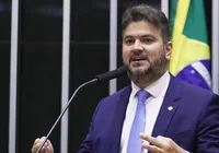 Corregedor livra deputados de punição em massa após obstrução