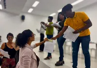 Cuidadores educacionais tomam posse e reforçam inclusão em Camaçari imagem