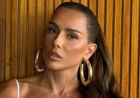Deborah Secco declara que 'não acredita' na monogamia e explica o motivo imagem