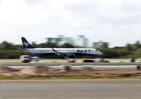 Destinos turísticos ficam sem voos após Azul suspender operação