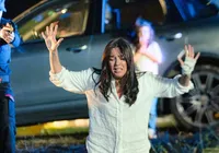Essa série de suspense da Netflix deixou o público chocado com a violência imagem