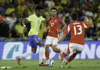 Estêvão marca golaço e Brasil vence Chile por 3 a 0 no Maracanã