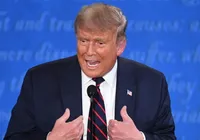 Ex-STF sobe o tom e chama Trump de supremacista