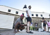 Extorsão a turistas com pinturas já levou seis à prisão em Salvador imagem