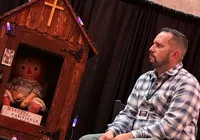 Fatalidade ou maldição? Investigador paranormal morre em turnê com Annabelle imagem